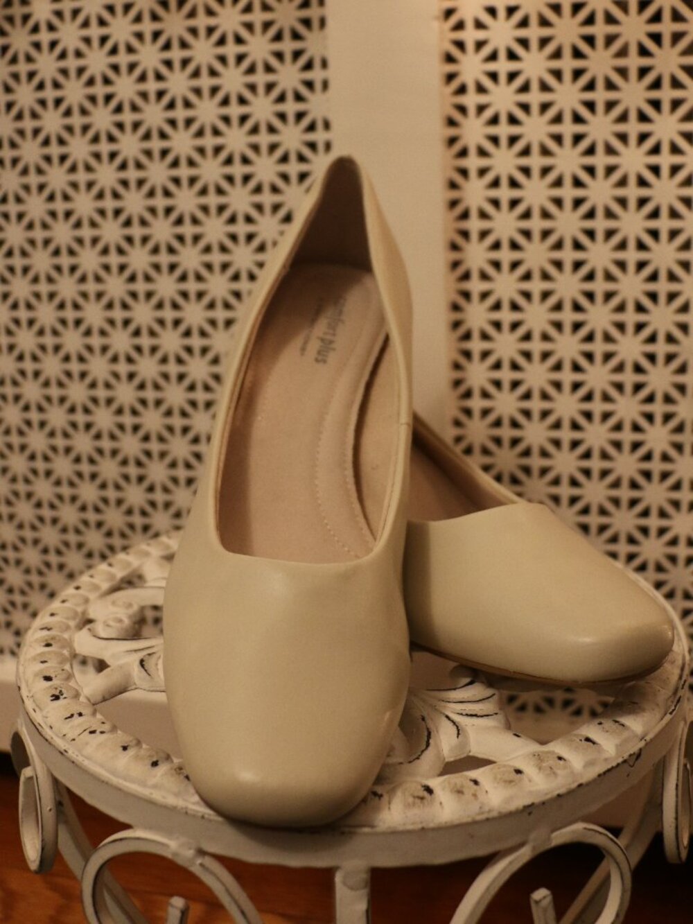 comfort plus by Predictions Beige Low Heel Pumps